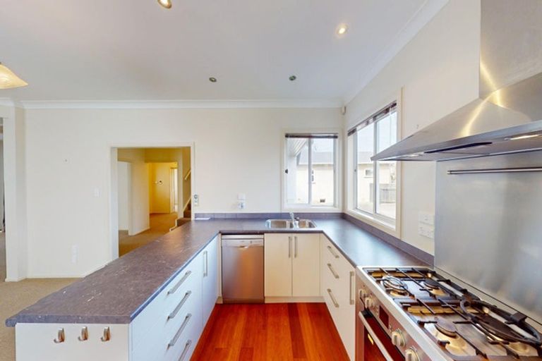 Photo of property in 49 Grey Street, College Estate, Whanganui, 4500