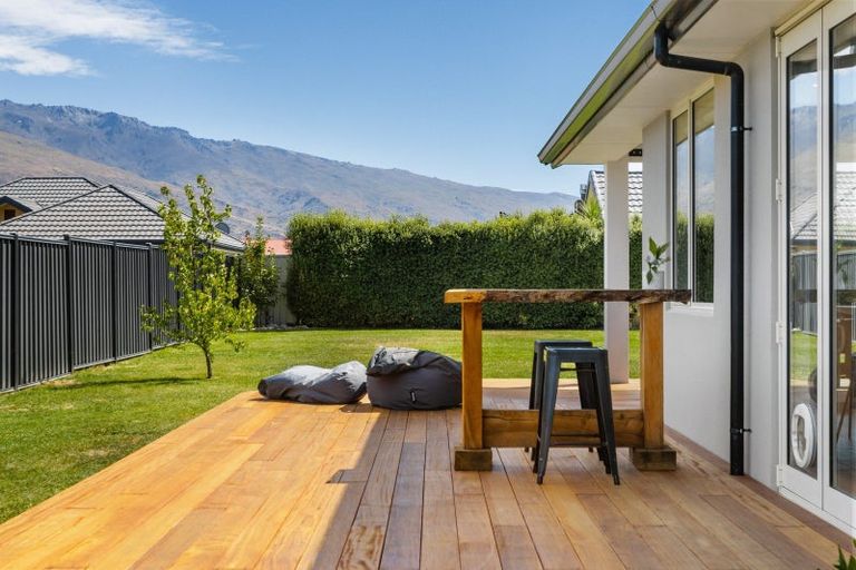 Photo of property in 3 De Bettencor Place, Mount Pisa, Cromwell, 9383