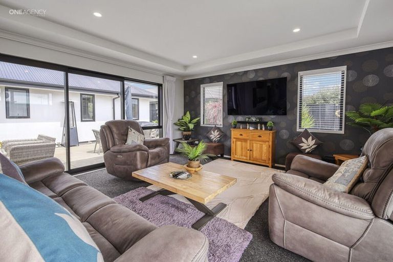 Photo of property in 2 Salisbury Avenue, Rangiora, 7400