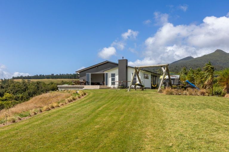 Photo of property in 1801 Mangorei Road, Mangorei, New Plymouth, 4371