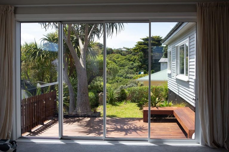 Photo of property in 16 Wentworth Street, Mornington, Wellington, 6021