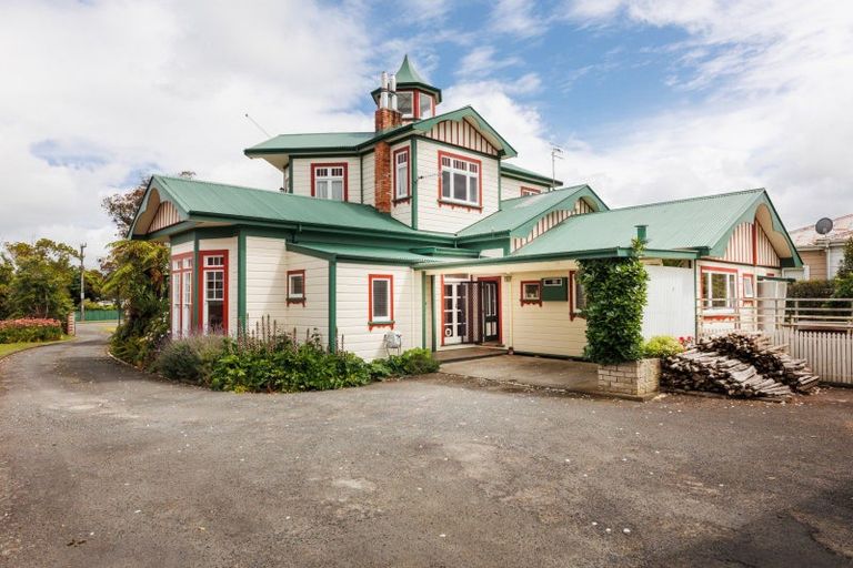 Photo of property in 77 East Street, Feilding, 4702