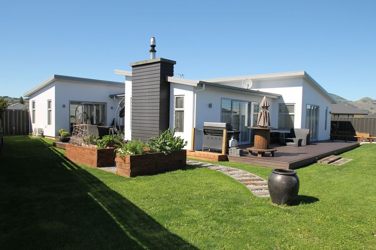 Photo of property in 16 Silver Springs Boulevard, Mosgiel, 9024