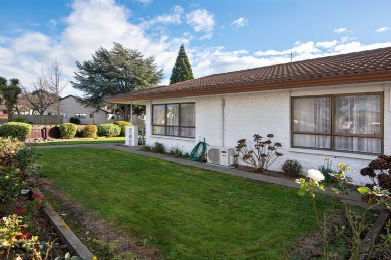 Photo of property in 2/44 Maxwell Road, Blenheim, 7201