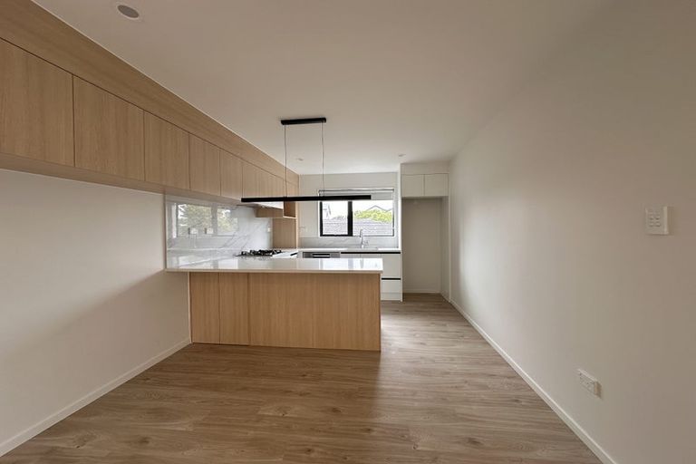 Photo of property in 2/205 Sunnynook Road, Wairau Valley, Auckland, 0627