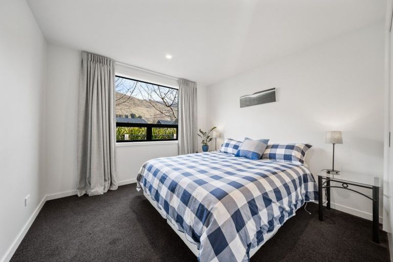 Photo of property in 13 Eden Close, Wanaka, 9305