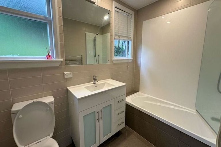 Photo of property in 52 Reihana Street, Orakei, Auckland, 1071