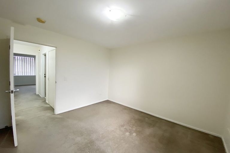 Photo of property in 4/1 Opito Way, East Tamaki, Auckland, 2013