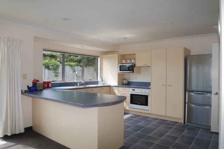 Photo of property in 151 Realm Drive, Paraparaumu, 5032