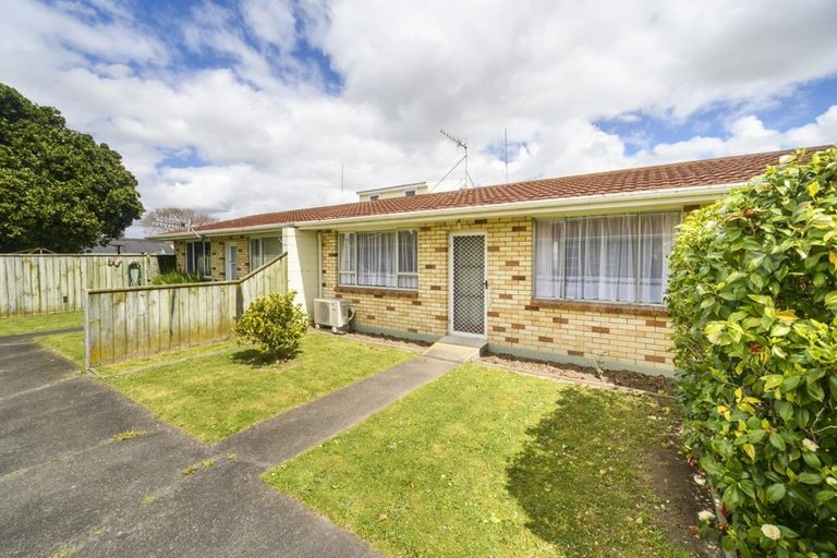 Photo of property in 5/120 Featherston Street, Palmerston North, 4410
