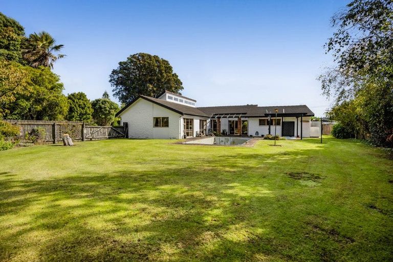 Photo of property in 116 Weraroa Road, Waverley, 4510