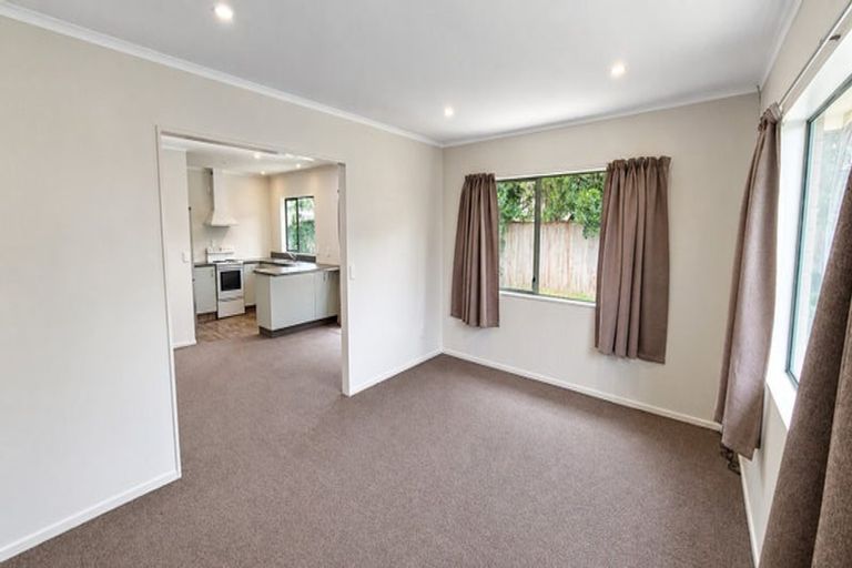 Photo of property in 5a Francis Road, Paraparaumu Beach, Paraparaumu, 5032