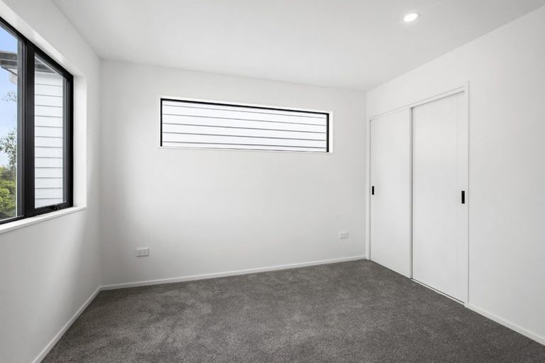 Photo of property in 23b Mercury Lane, Windsor Park, Auckland, 0632