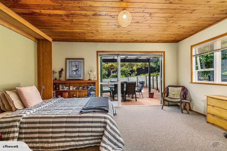 Photo of property in 1/5 Allender Drive, Torbay, Auckland, 0630