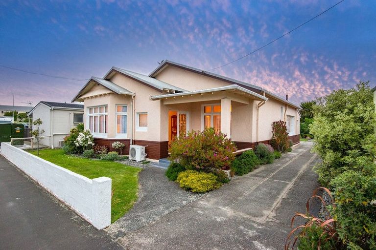 Photo of property in 124 Prince Albert Road, Saint Kilda, Dunedin, 9012