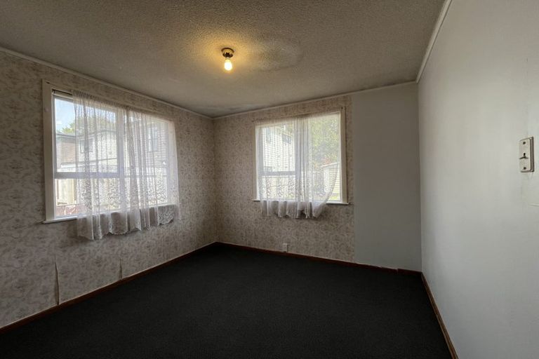 Photo of property in 35 Glenorchy Street, Glen Eden, Auckland, 0602