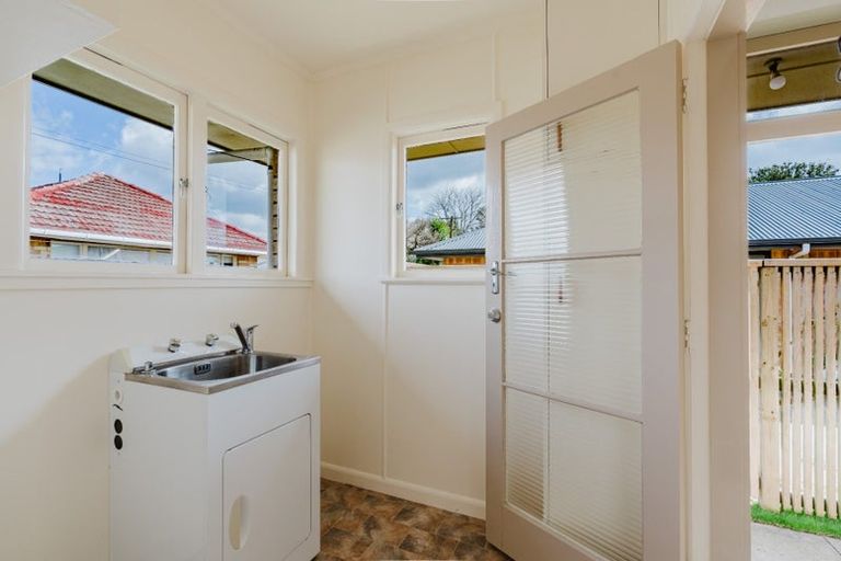 Photo of property in 29 Fifth Avenue, Enderley, Hamilton, 3214