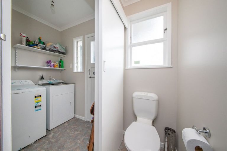 Photo of property in 27 Dewe Avenue, Feilding, 4702