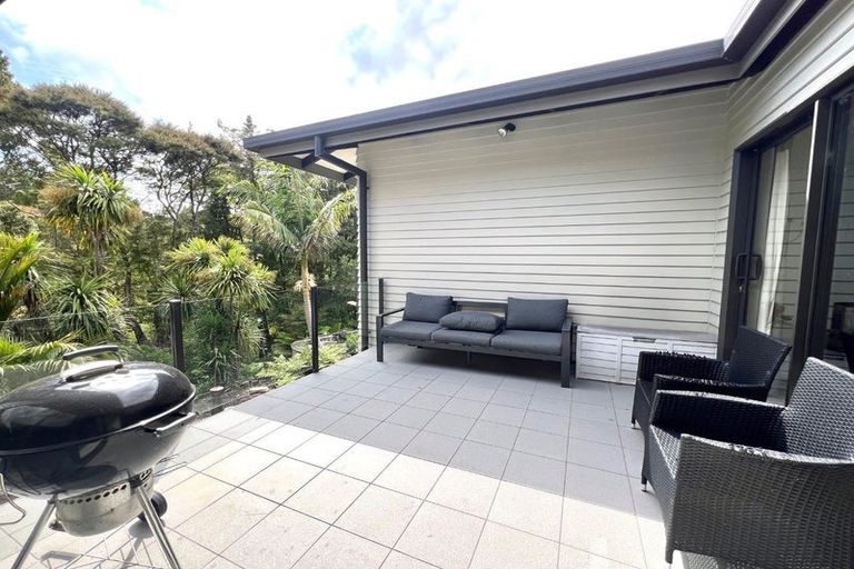 Photo of property in 77 Paremoremo Road, Lucas Heights, Auckland, 0632