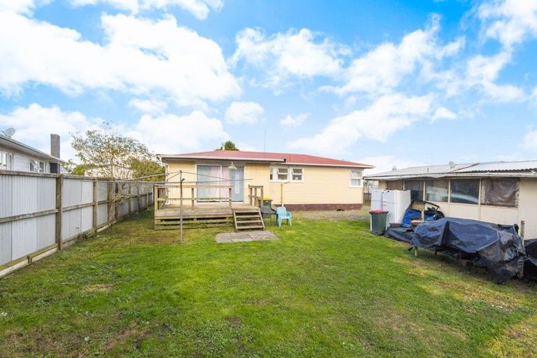 Photo of property in 27 President Avenue, Papakura, 2110