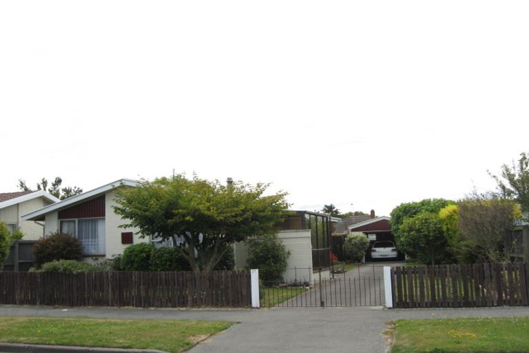 Photo of property in 27 Shetland Street, Woolston, Christchurch, 8062