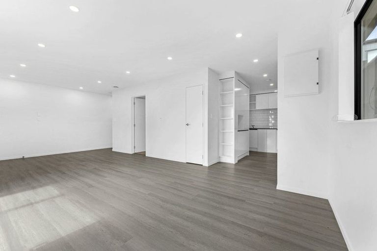 Photo of property in 31b William Avenue, Manurewa, Auckland, 2102