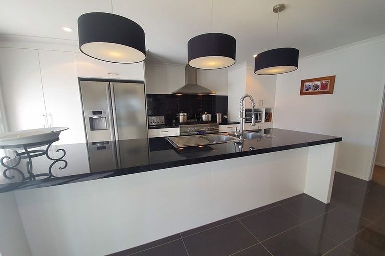 Photo of property in 61 Sunningdale Street, Wattle Downs, Auckland, 2103