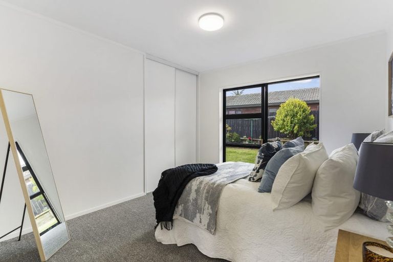 Photo of property in 13 Edendale Road, Somerville, Auckland, 2014