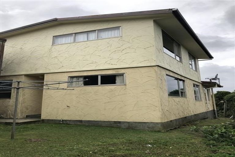 Photo of property in 15b Lenox Grove, Johnsonville, Wellington, 6037