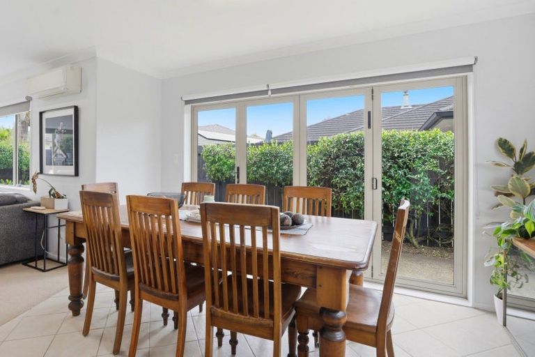 Photo of property in 20 Sarah Place, Papamoa Beach, Papamoa, 3118