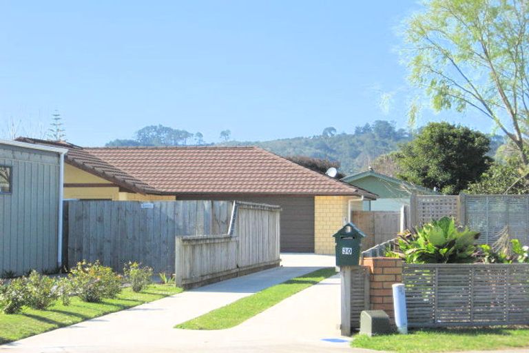 Photo of property in 30 Cholmondeley Crescent, Whitianga, 3510