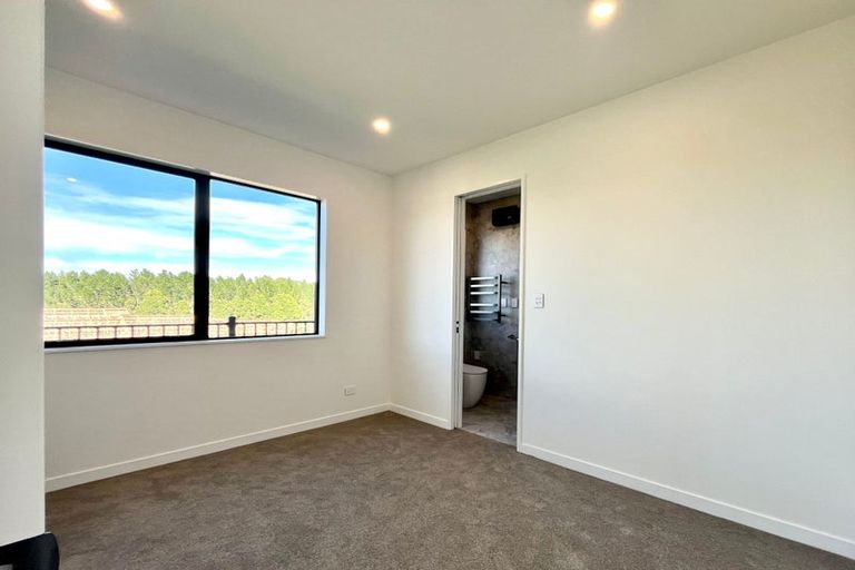 Photo of property in 61 Huanui Drive, Wainui, 0992