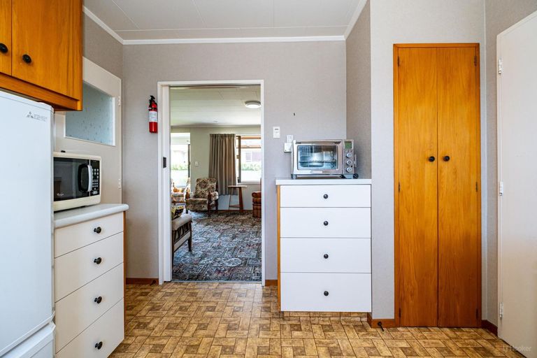 Photo of property in 35 Innes Street, Waimate, 7924