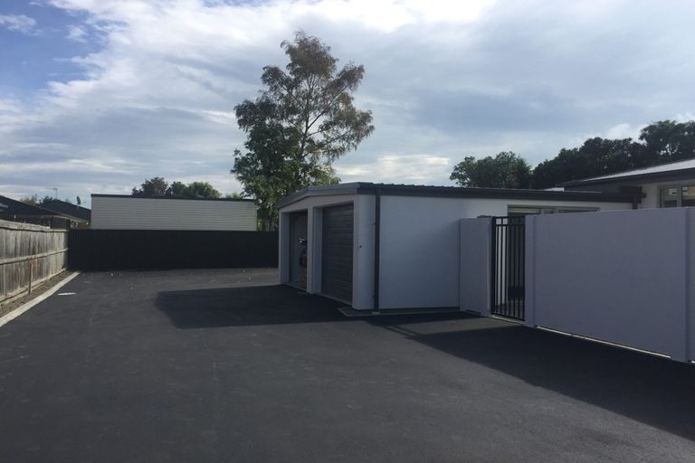 Photo of property in 4/33 Darvel Street, Riccarton, Christchurch, 8011