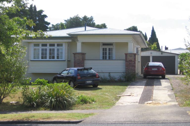 Photo of property in 27 Arawa Street, New Lynn, Auckland, 0600