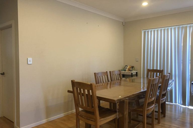 Photo of property in 10 Muirlea Drive, Flat Bush, Auckland, 2016
