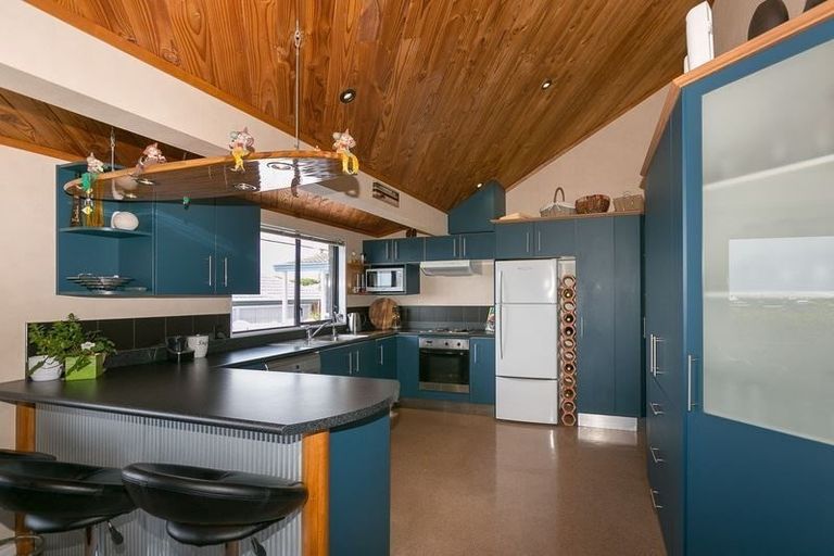 Photo of property in 146 Parklands Avenue, Bell Block, New Plymouth, 4312