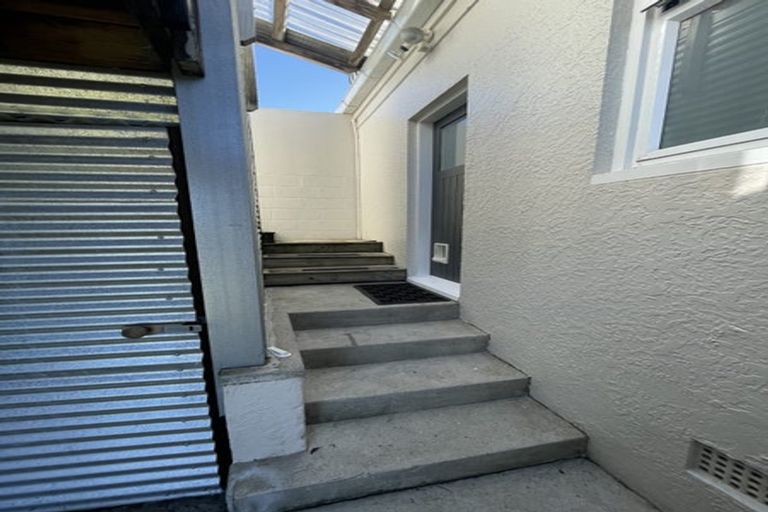 Photo of property in 11 Tane Street, New Lynn, Auckland, 0600