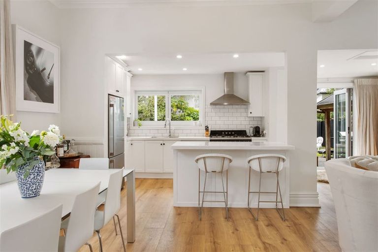 Photo of property in 73 Caledonian Road, St Albans, Christchurch, 8014