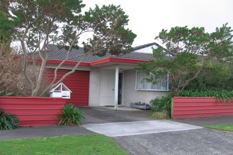 Photo of property in 11a Marama Crescent, Palmerston North, 4414