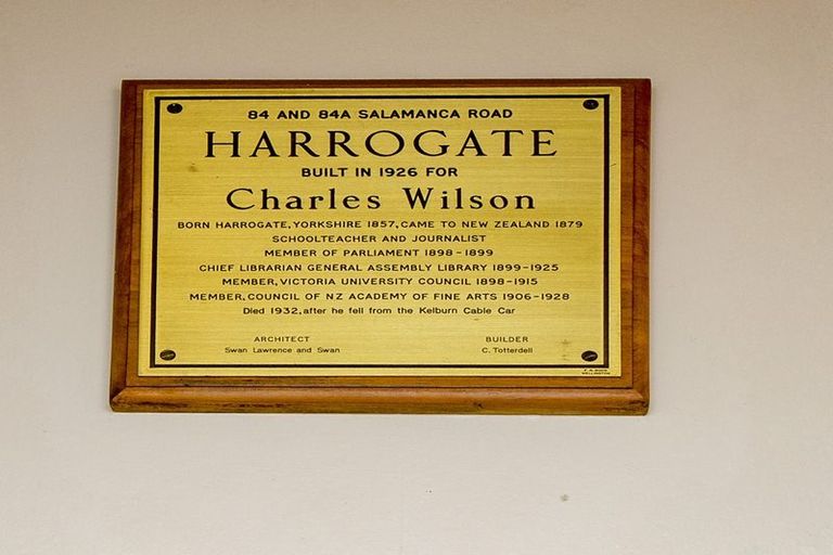 Photo of property in 84a Salamanca Road, Kelburn, Wellington, 6012