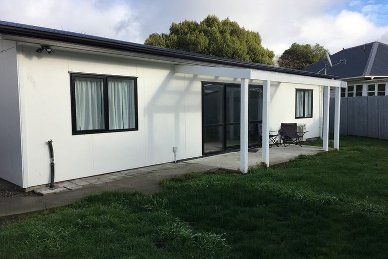 Photo of property in 2/141 Peverel Street, Riccarton, Christchurch, 8041