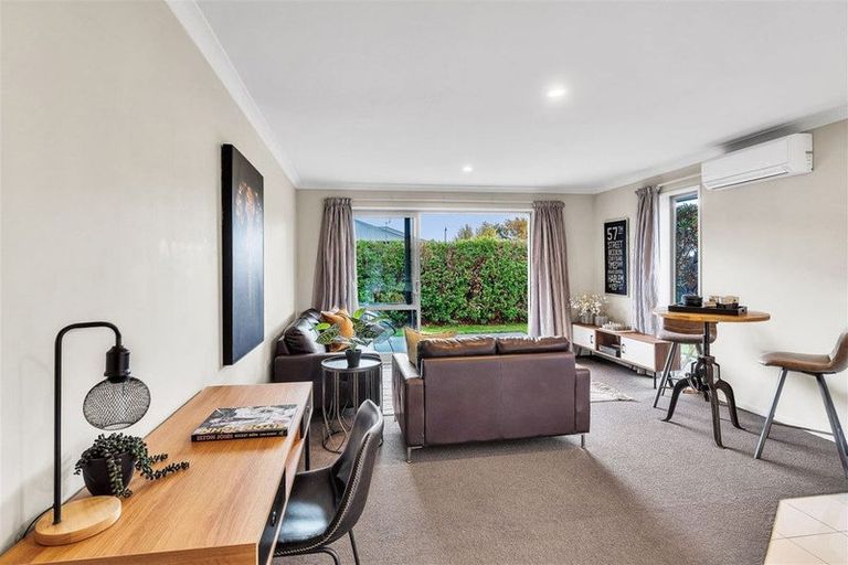 Photo of property in 7b Shadbolt Lane, Rolleston, 7614