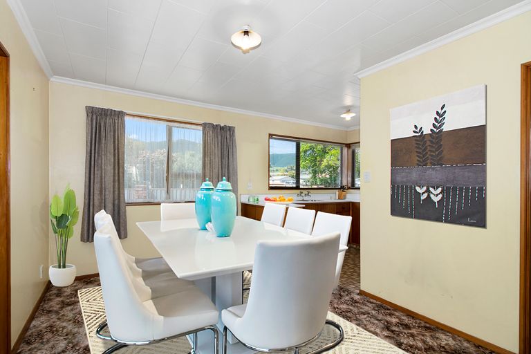 Photo of property in 1 Byron Place, Stoke, Nelson, 7011