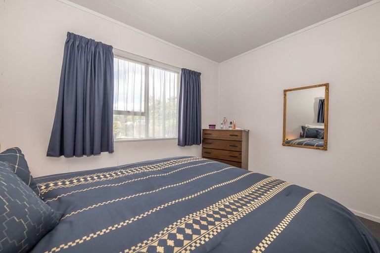 Photo of property in 97 Queen Street, Westport, 7825