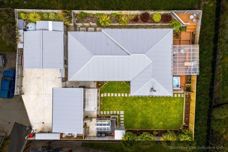 Photo of property in 8 Glendermid Close, Sawyers Bay, Port Chalmers, 9023