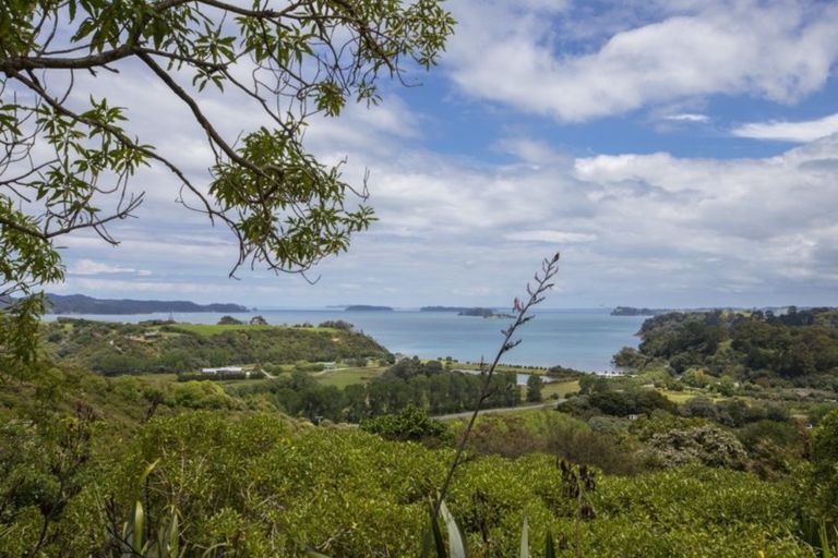Photo of property in 889 Takatu Road, Tawharanui Peninsula, Matakana, 0986