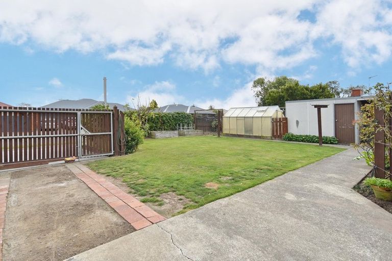 Photo of property in 85 Daniels Road, Redwood, Christchurch, 8051
