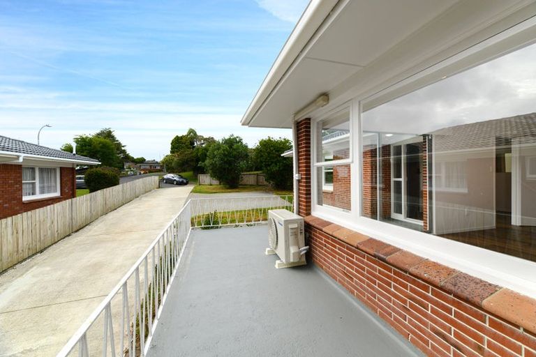 Photo of property in 8 Jeff Place, Howick, Auckland, 2014