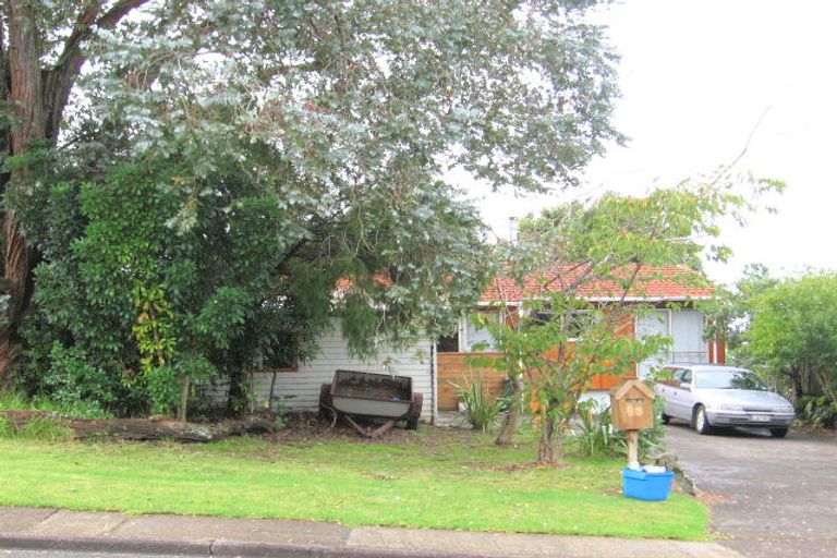 Photo of property in 20 Rosario Crescent, Red Beach, 0932